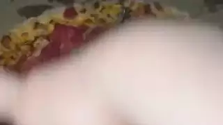 البيتزا الإناث الاستمناء على الغذاءغريب الوثن العربية الهواة في لوس انجليسيريد بي بي سيالولايات المتحدة الأمريكية