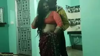 زوجة الديوث الجميلة اشتعلت سخيف على السرير! الجنس الواقع