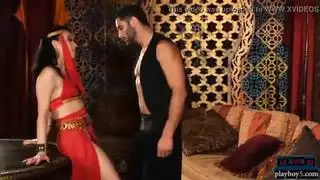 ليلة عربية مع أميرة مراهقة متسلطة ذات متطلبات