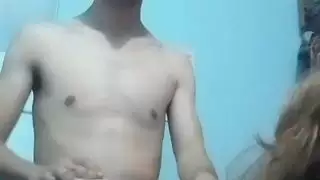 لاتينا جبهة تحرير مورو الإسلامية يحصل لها الثدي لمست و مارس الجنس لعبة كام على الكاميرا