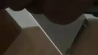 محجبة تركية فاسقة تمص الزب وتدخن السيجاره