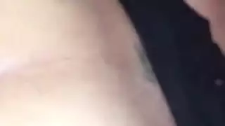 ربة منزل هندية لأول مرة الجزء الشرجي