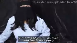 جاء حبيبي إلى حفل زفاف صديقي وطلب ممارسة الجنس معي في يوم الزفاف أنا سارة المصرية