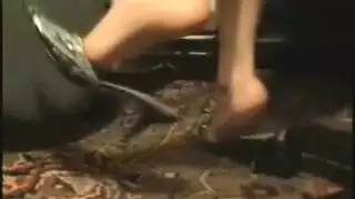 لعب أحذية المرأة العربية
