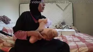 زوجة الديوث العربية الديك الأسود الكبير الجنس مسلم