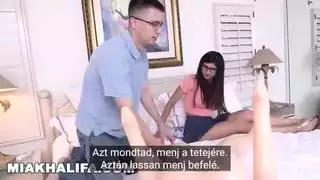ميا خليفة نجمة إباحية عربية تعلم العذراء كيفية ممارسة الجنس مع امرأة