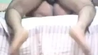 على مع عشيقته احلى دلع ومحن وشرمطه ونيك صح الصح