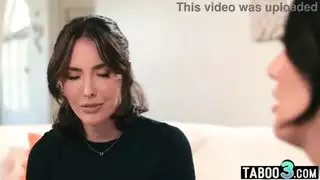 العربية جبهة مورو الإسلامية للتحرير سارة العربية تزور ضابطها القائد السحاقي