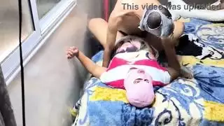 ديوث يتفرج في زوجته تتناك مع صديقه