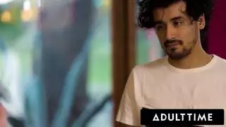 زوجة الأب تلتقط ابن زوجها وهو يرسمها وتمارس الجنس معه بقوة من أجل القذف - سكس مترجم 2025