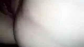 أفيدونيا كوري يحصل عليه مباشرة على وجهها.