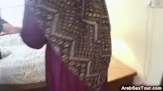 هوتي العربية تحب تهب ديك كبيرة