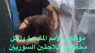 موظفين لبنانين يمارسون الجنس في مخيم اللاجئين السوريين