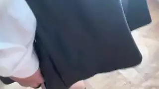 ربيب تركي مارس الجنس معي ونائب الرئيس في الداخل